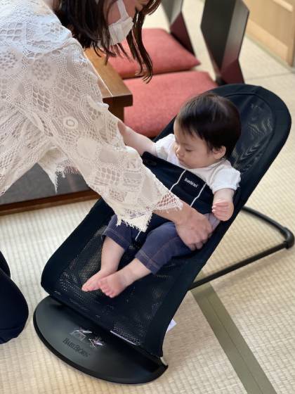 赤ちゃんフレンドリー バウンサー
