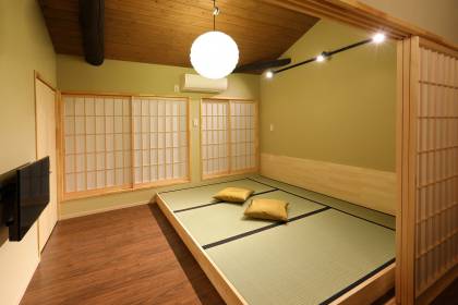 2F Japanese style room