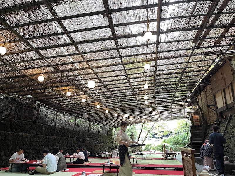 京都歩き（貴船の川床）