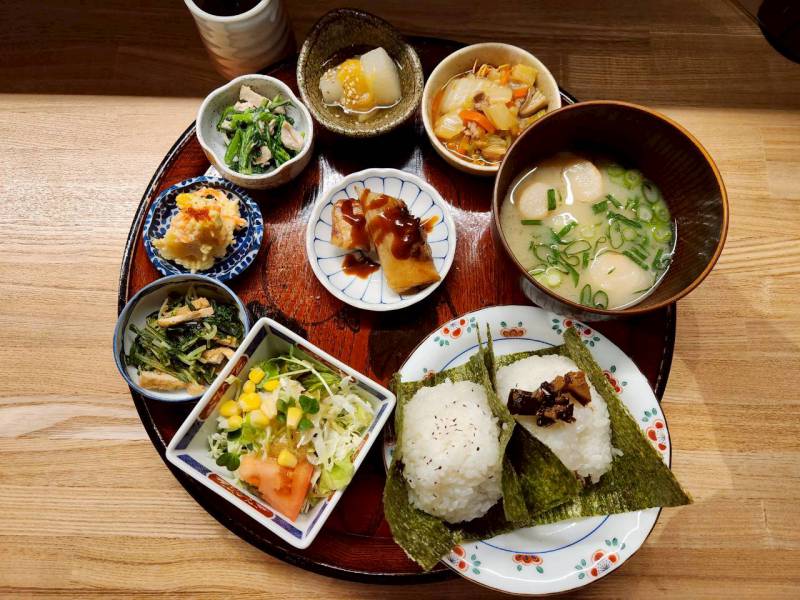 Recommended for a Kyoto Machiya stay | Enjoy comforting meals at 