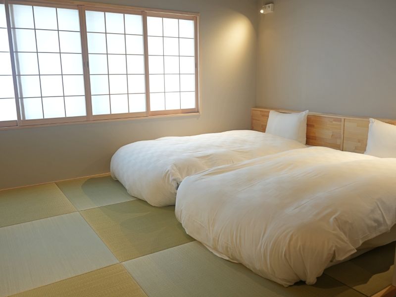 2nd floor bedroom